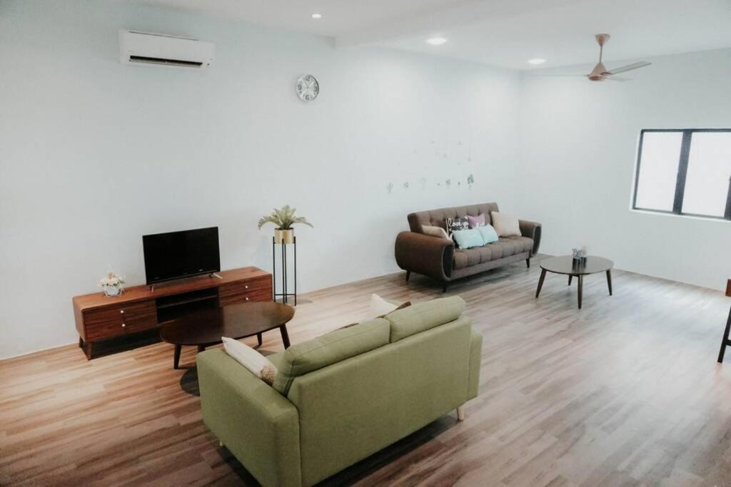 Exclusive Double Storey Homestay Kuantan Esterno foto